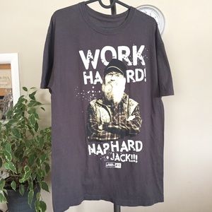 🌈 3/20 Duck Dynasty grey tee shirt